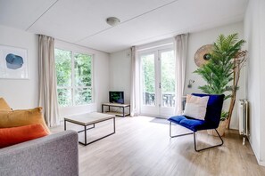 Smart TV - Relaxing Forest Escape for 6 (Ewijk)