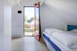 Room - 6-Person Lake Bungalow in Ewijk (Ewijk)