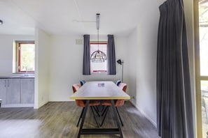 Dining - Lakeside Sauna Bungalow for 4 (Ewijk)