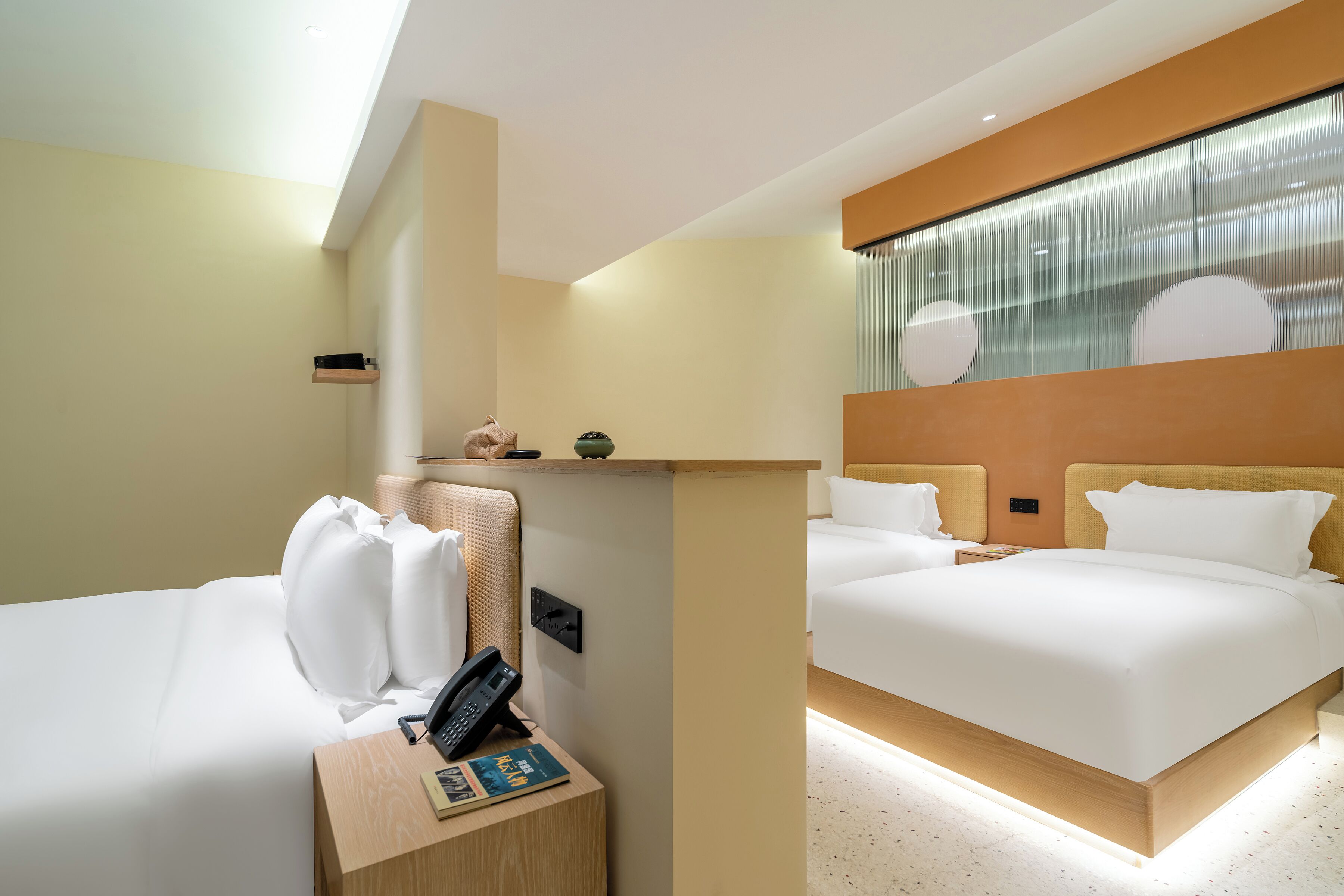 Chambre Quadruple Familiale, vue colline