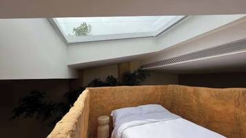 Design Loft, Hill View