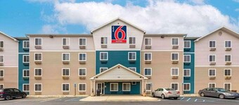 Studio 6 Birmingham Pelham|Cozy 2 Full Beds|Smoking|Kitchen