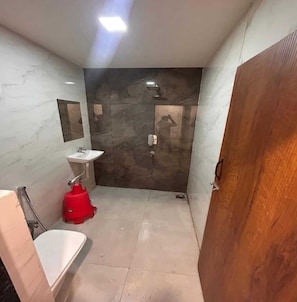 Bathroom - Hotel Aadhyav Palace (Ujjain)