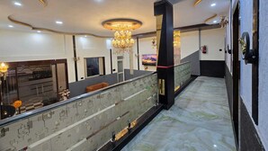 Khu sảnh