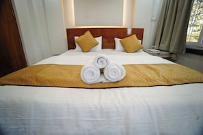 Superior Double Room | Free WiFi - Jai Ganesha Resort (Mal)