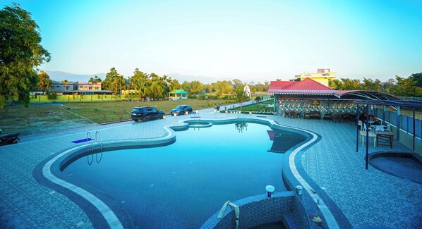 Pool - Jai Ganesha Resort (Chalsa)