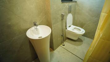 Kamar Double Mewah | Kamar mandi