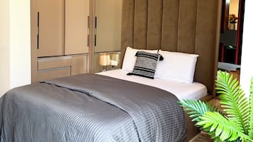 1 bedroom, iron/ironing board, WiFi