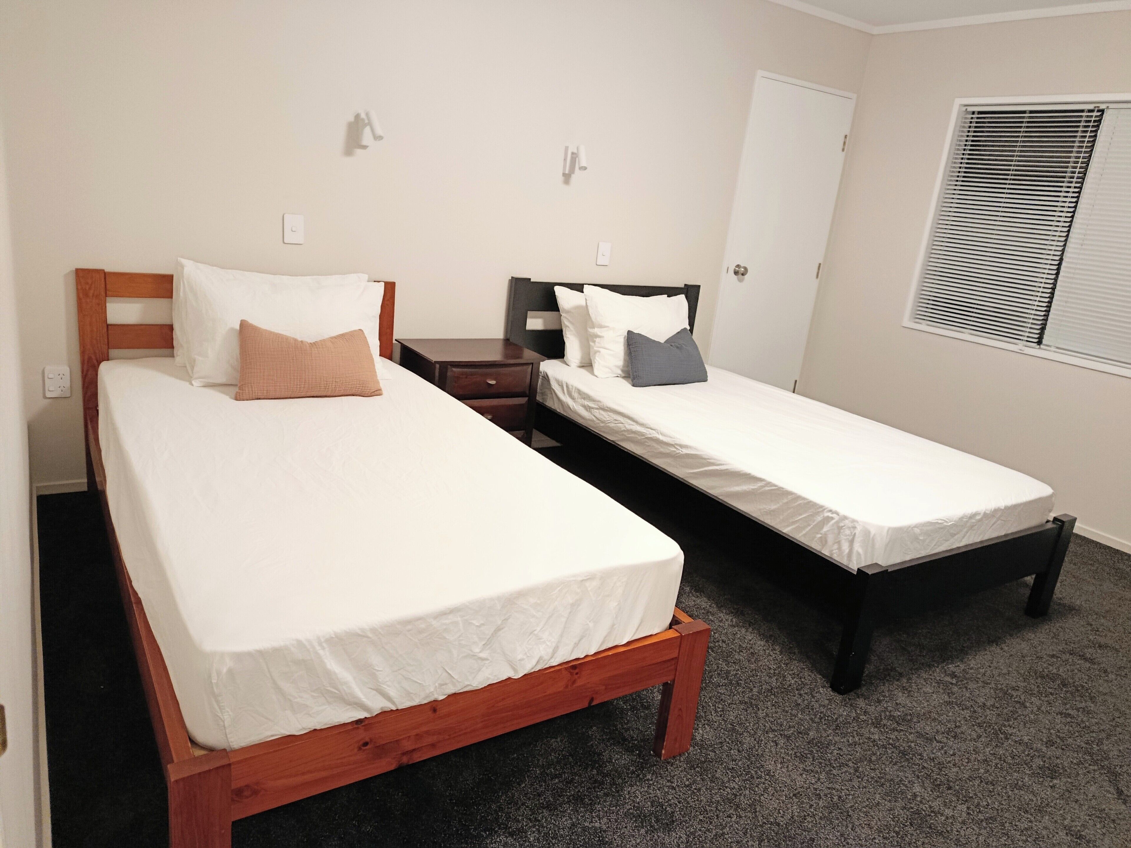 4 bedrooms, WiFi, bed sheets