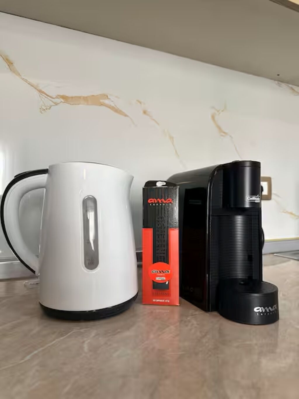 Kaffe og/eller kaffemaskin