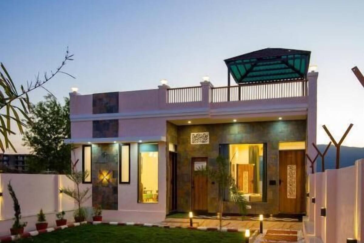 Vila Deluks, pemandangan kebun | Teras/patio