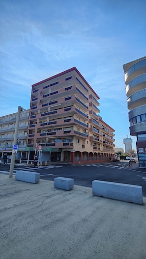 Exterior - Vrbo Property (Canet-en-Roussillon)