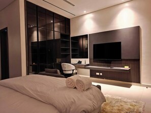 Apartamento familiar, balcón, vistas a la ciudad