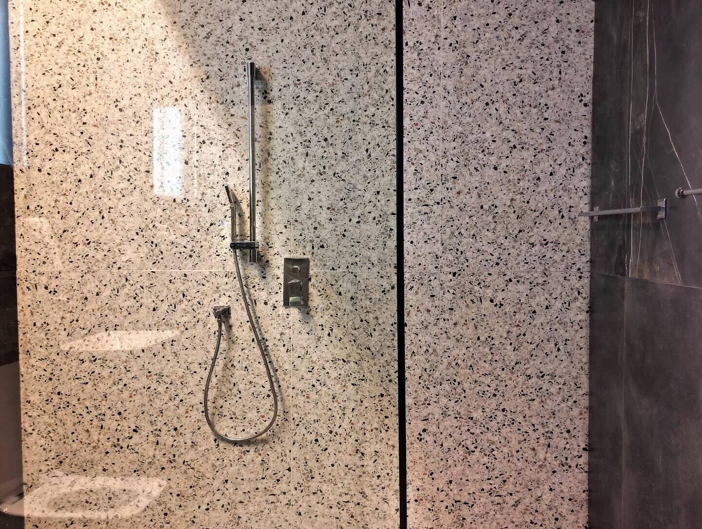 家庭公寓, 阳台, 城市景观 | 浴室