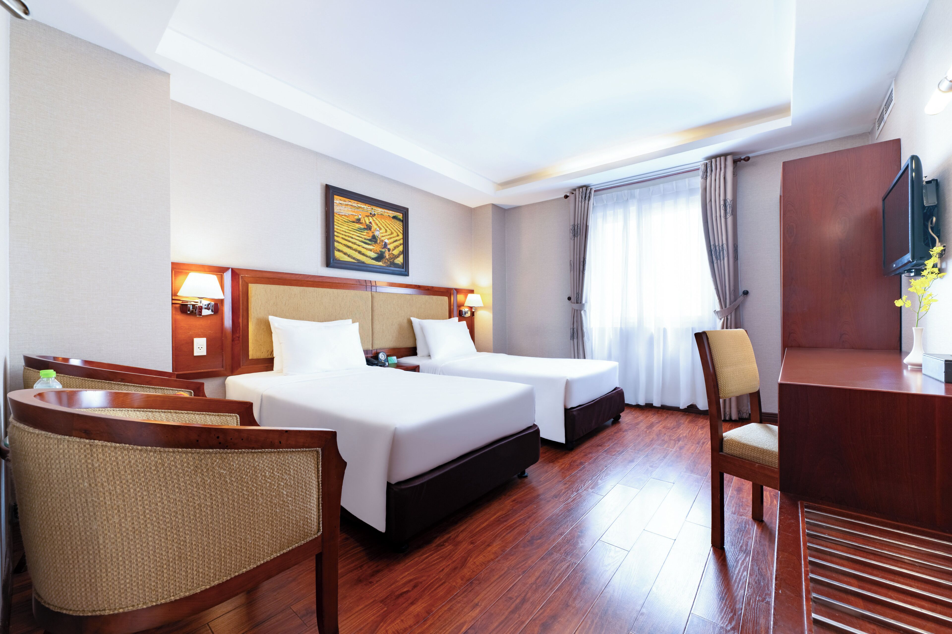 Deluxe Twin Room, City View | Free WiFi, bed sheets