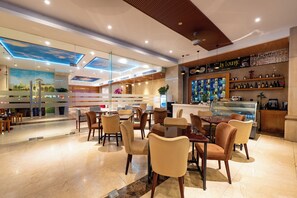 Front of property - G8 Diamond Hotel Saigon (Ho Chi Minh)