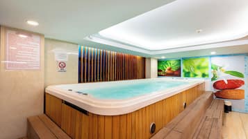 5 piscinas techadas