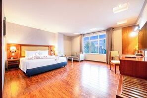 Wifi gratis y ropa de cama 