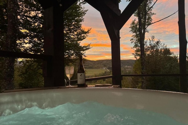 Deluxe Double or Twin Room, Mountain View | Outdoor spa tub