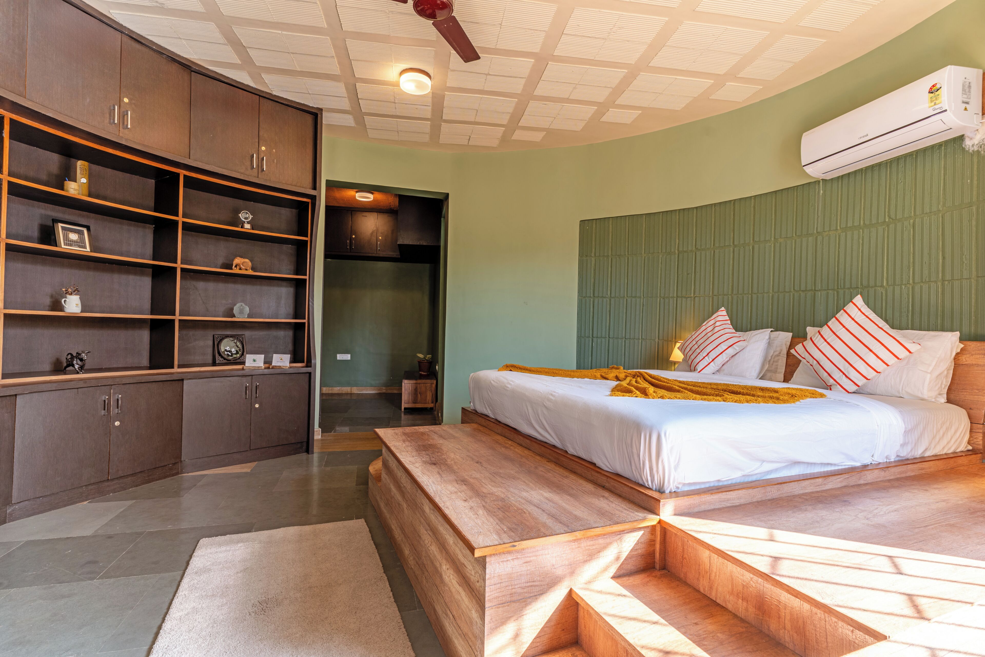 Deluxe Villa | In-room safe, iron/ironing board, free WiFi