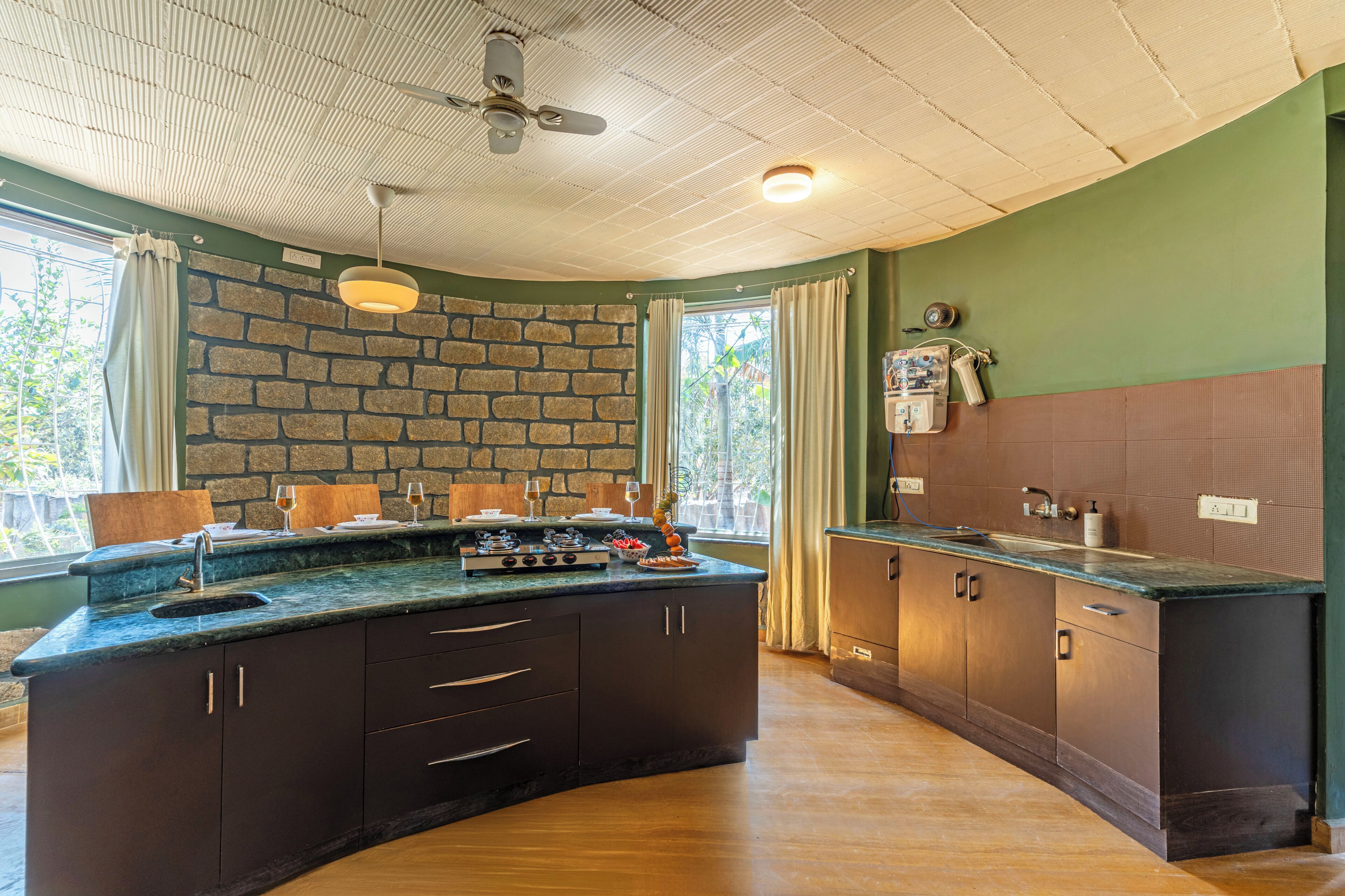 Private kitchen