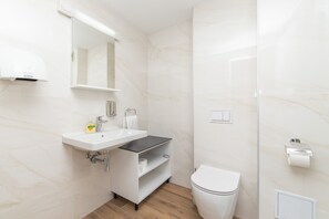 Shower, towels - Altiora Prestige Residence 202 (Gradac)