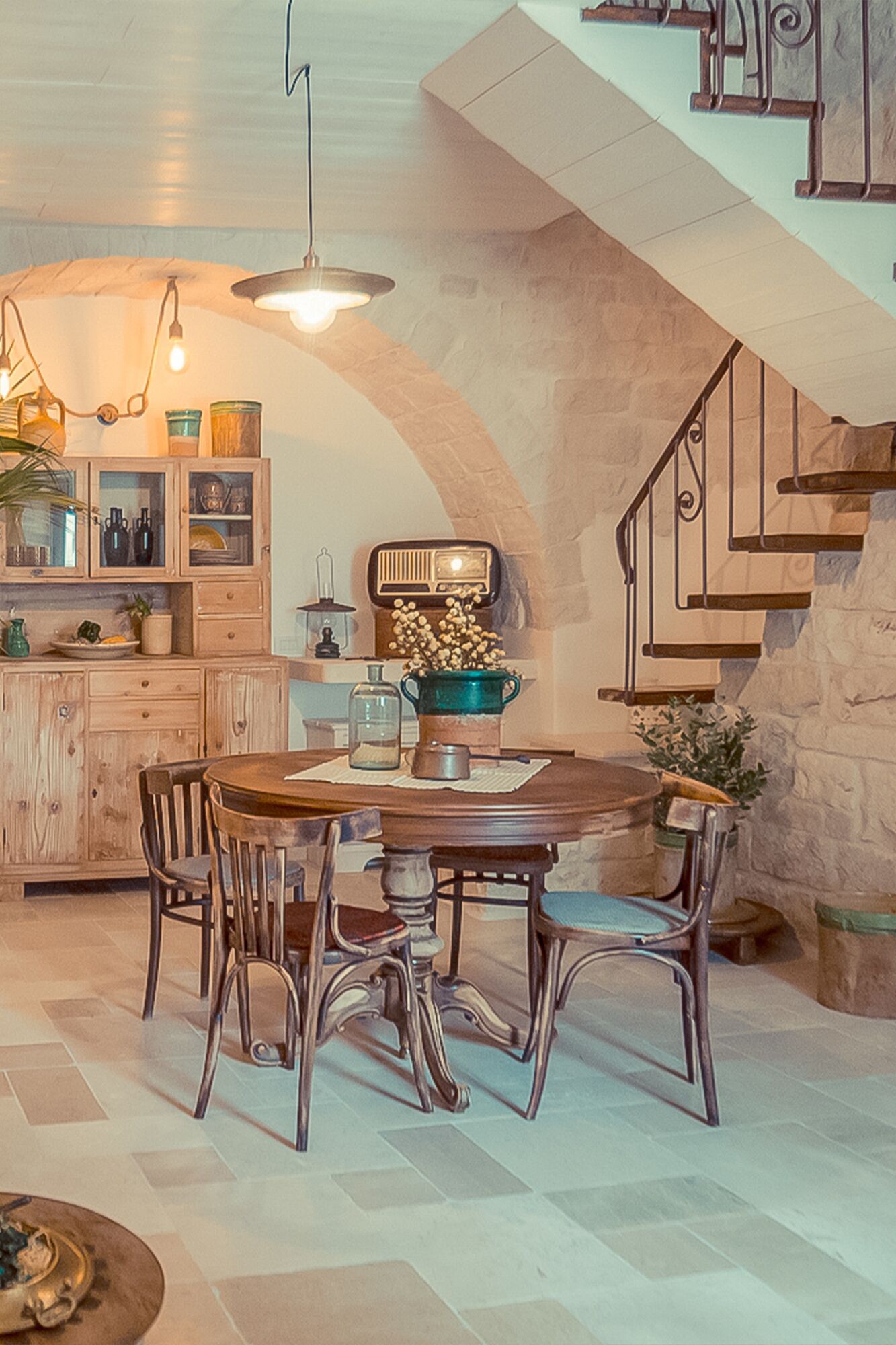 Apartamento luxo, 2 quartos, vista para o pátio