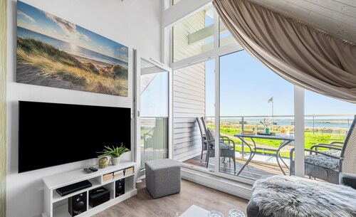 Beachhouse Marina Wendtorf holiday home by the beach with sea view