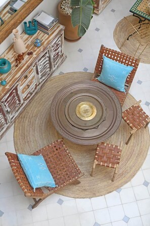 Outdoor dining - Riad Larbi Khalis Chambre Ourika (Marrakesh)