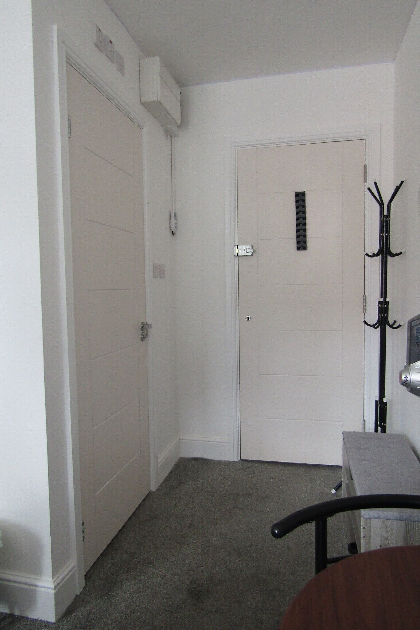 Studio, 1 Bedroom, City View | Interior