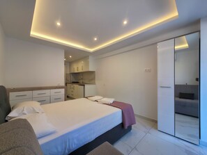 1 bedroom, Internet, bed sheets - 8 - DIAS Suite by SDR (Paralia)