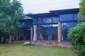 Exterior - ELIVAAS Hari Bagh 4 BHK Villa (Jheejha)