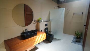 Villa, Balcony, Garden View | Bathroom