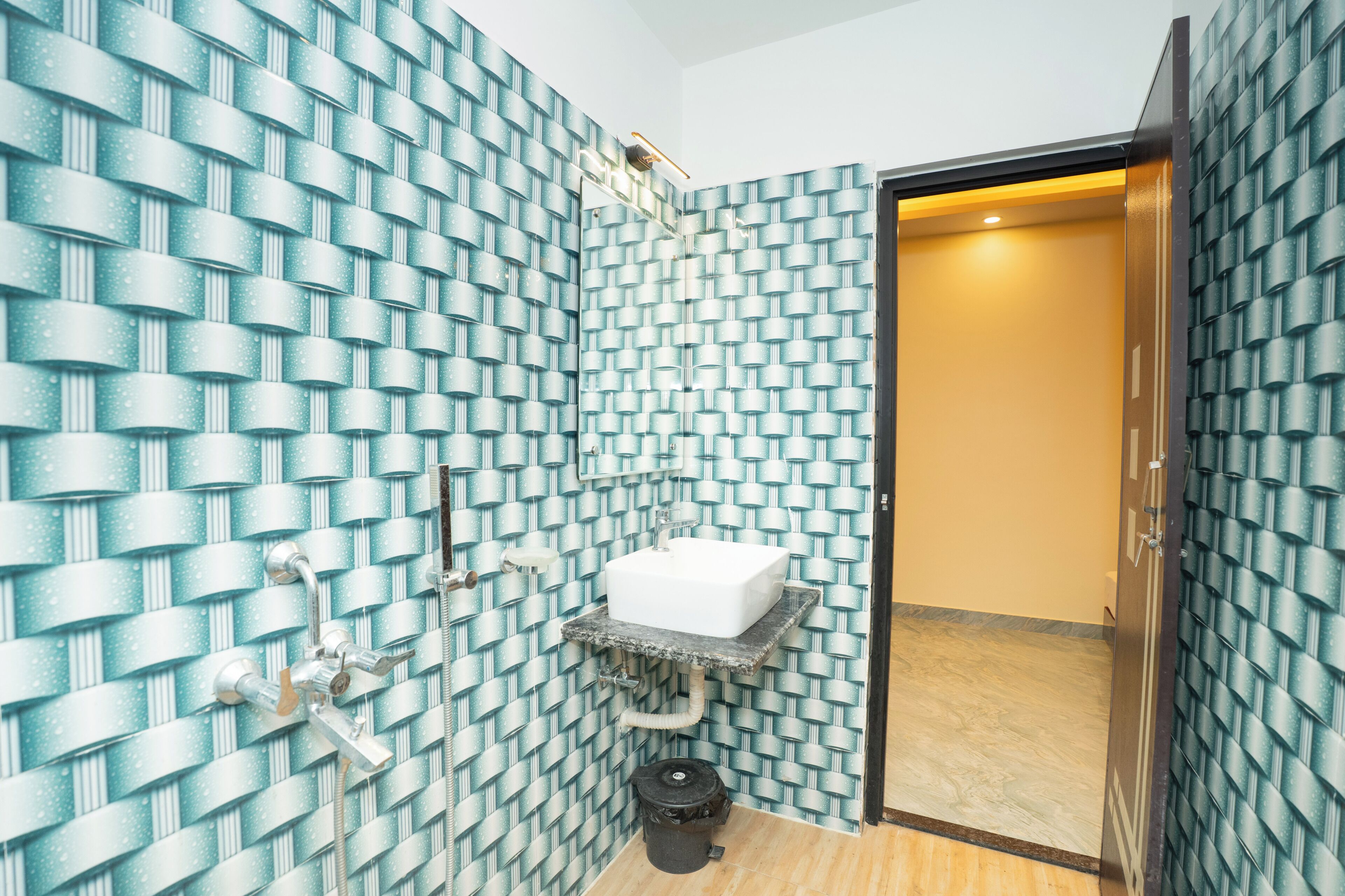 Deluxe Double Room. | Bathroom