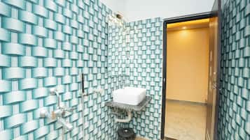 Deluxe Double Room. | Bathroom