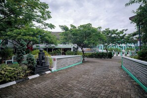 Exterior - G Syariah Hotel (Bandar Lampung)