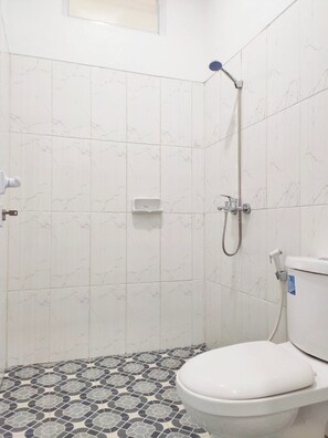 Bathroom - G Syariah Hotel (Kota Bandar Lampung)