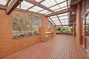 Terrace/patio - Multi-Family Coastal Escape | Camp & Stay (St Leonards)