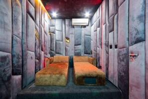 Apartament de luxe, balcó, vistes a la ciutat | Spa