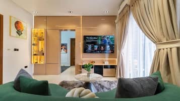 Luksusleilighet, balkong, byutsikt | Innvendig