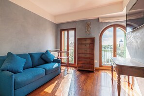 Maisonette, Flussblick | Wohnbereich