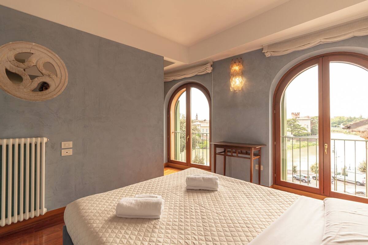 Dupleks, pemandangan sungai