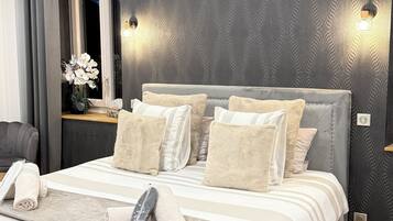 1 chambre, fer et planche Ă repasser, Wi-Fi, draps fournis