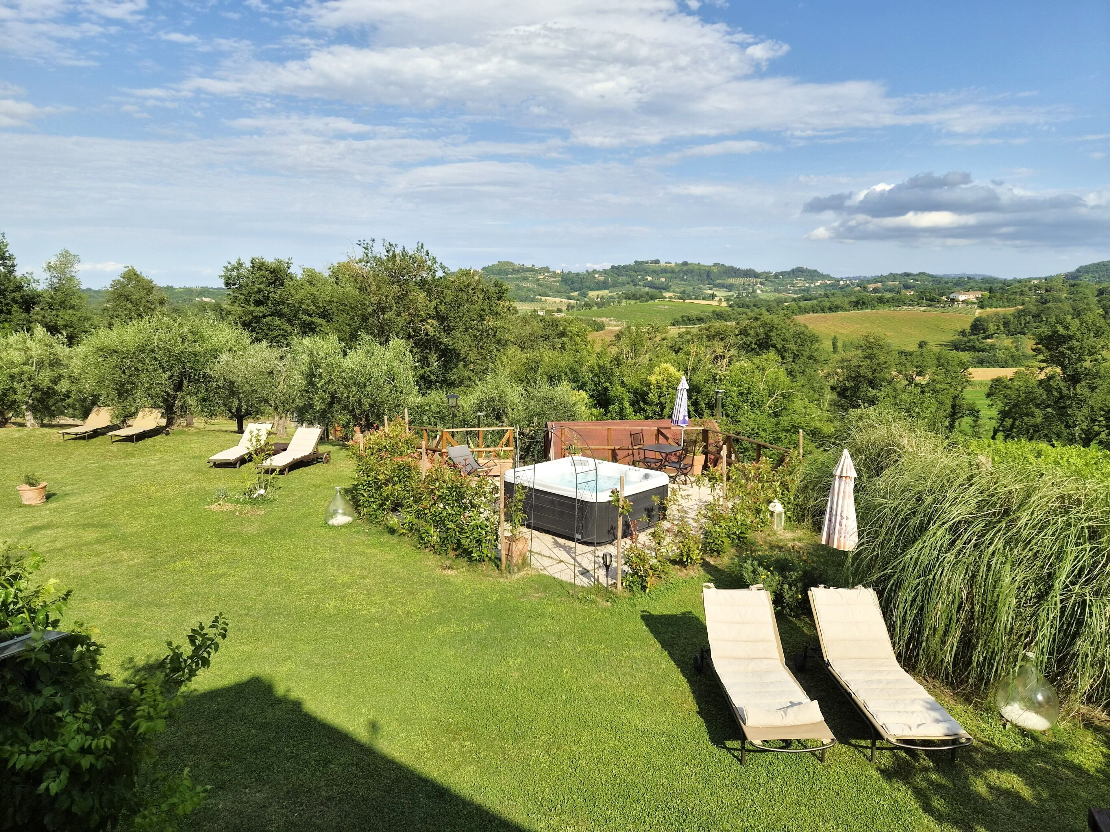 Baignoire à remous extérieure