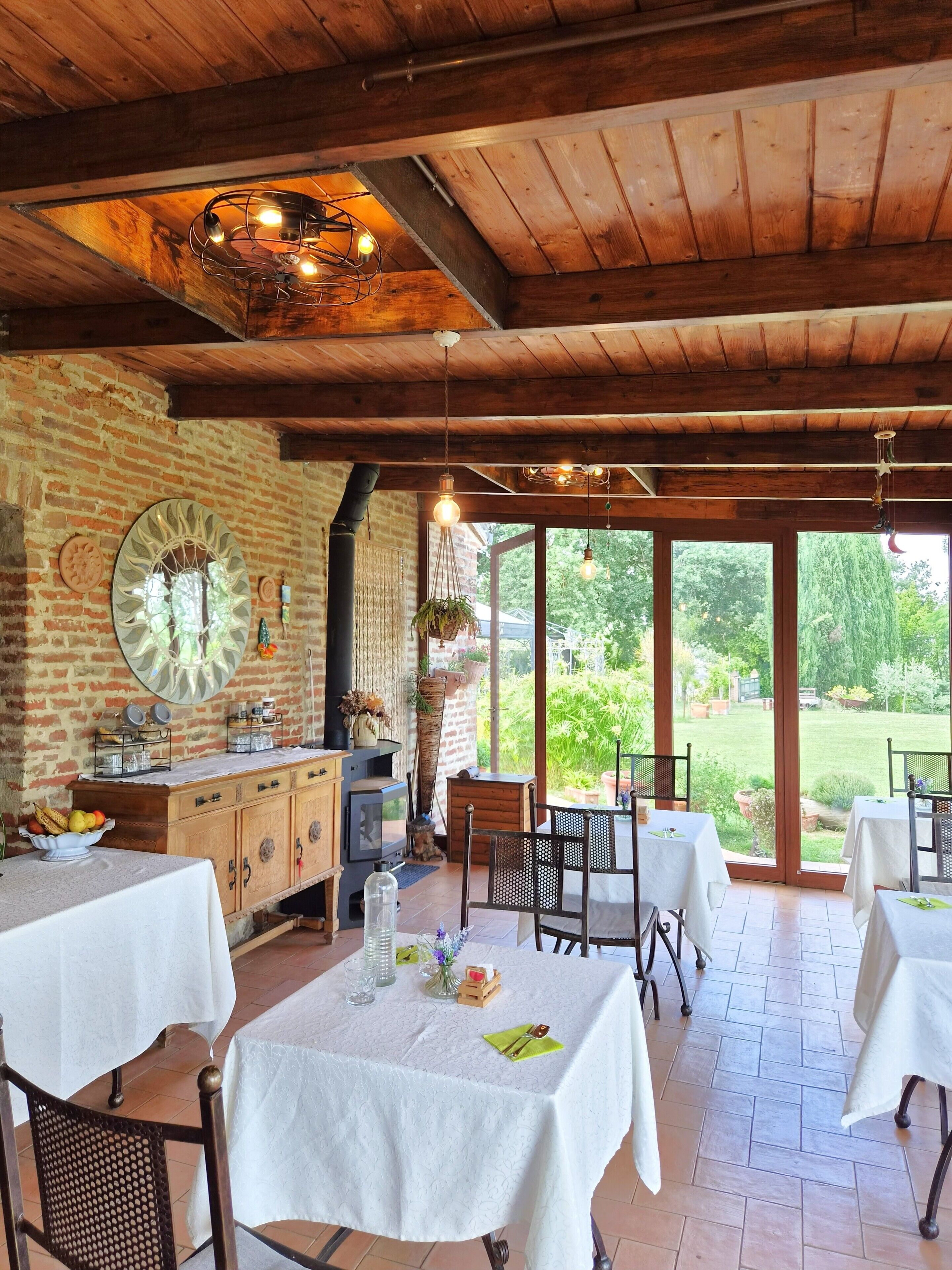 Colazione a buffet inclusa, servita tutte le mattine 