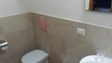 Doppelzimmer | Badezimmer