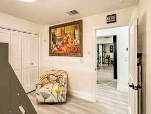 Interior - The Houston Oasis - Urban Luxury (Houston)