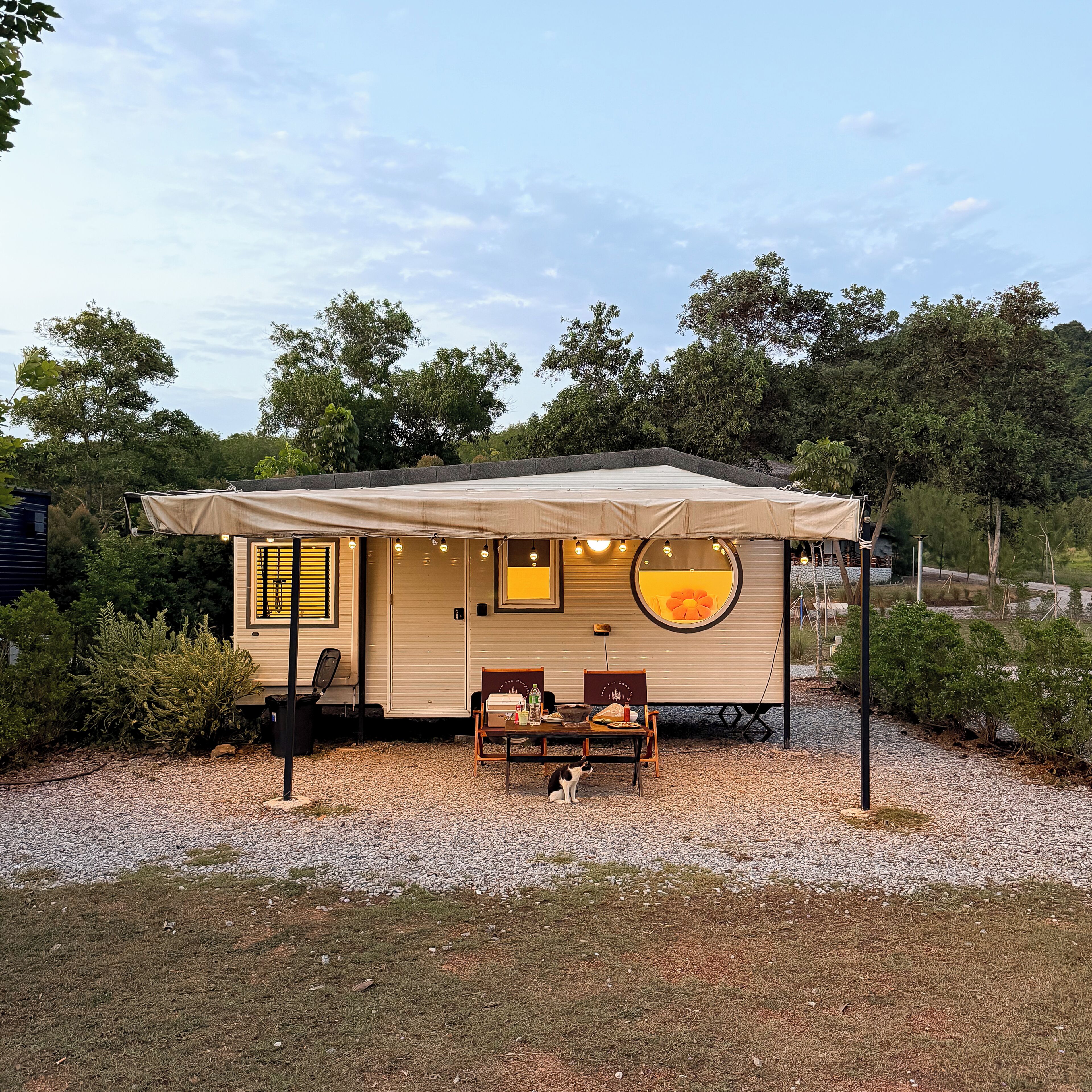 บ้านเคลื่อนที่, ลานระเบียง, วิวภูเขา | บริเวณภายนอก