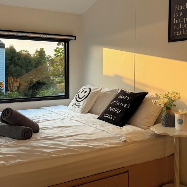 Mobile Home, Patio, Mountain View