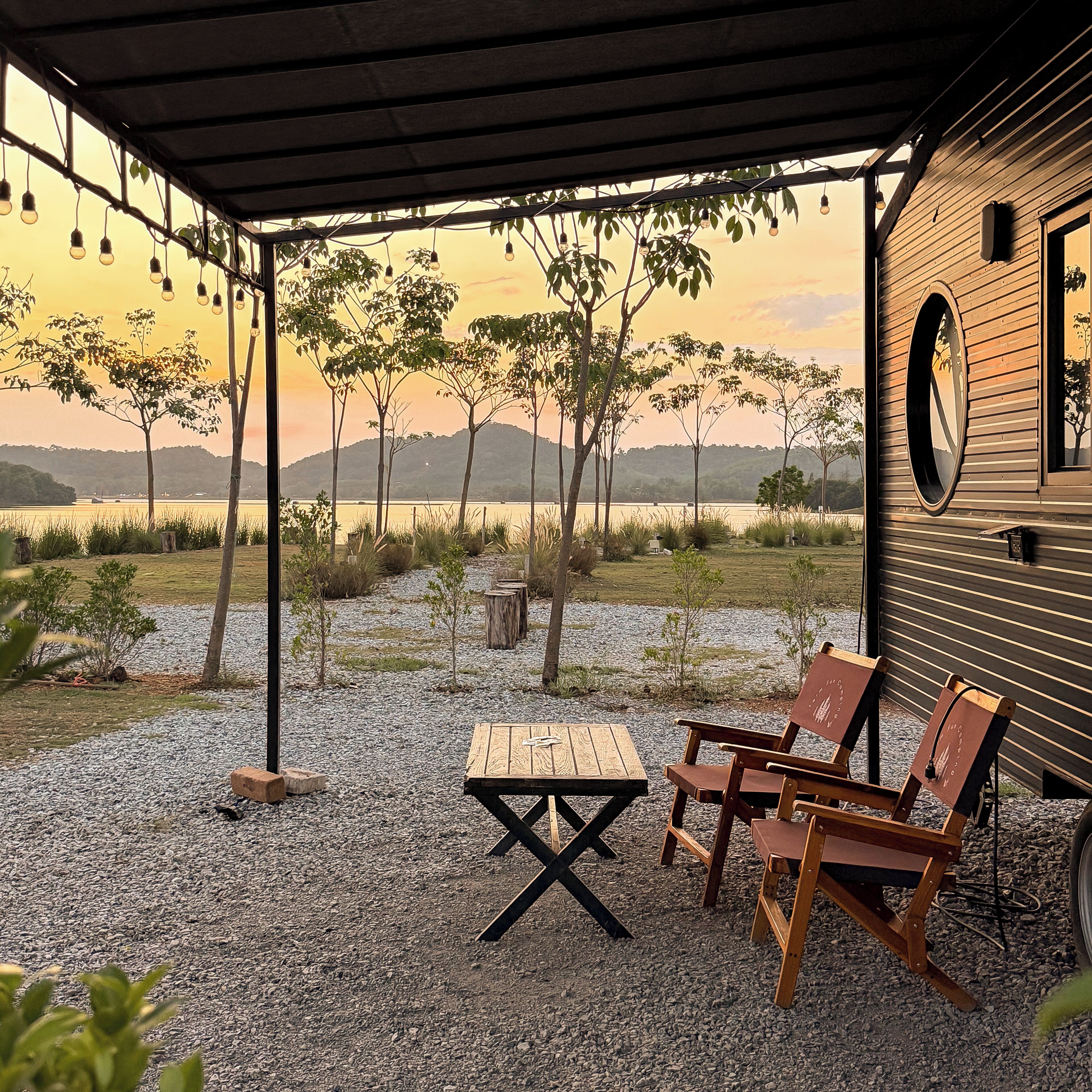 Mobil Karavan, patio, pemandangan gunung | Teras/patio